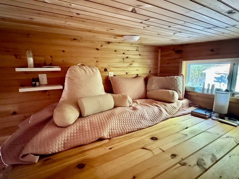 2nd image of 1694 Spainhour Mill Rd #A