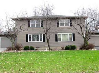 1009 W Northmoor Rd, Peoria, IL 61614