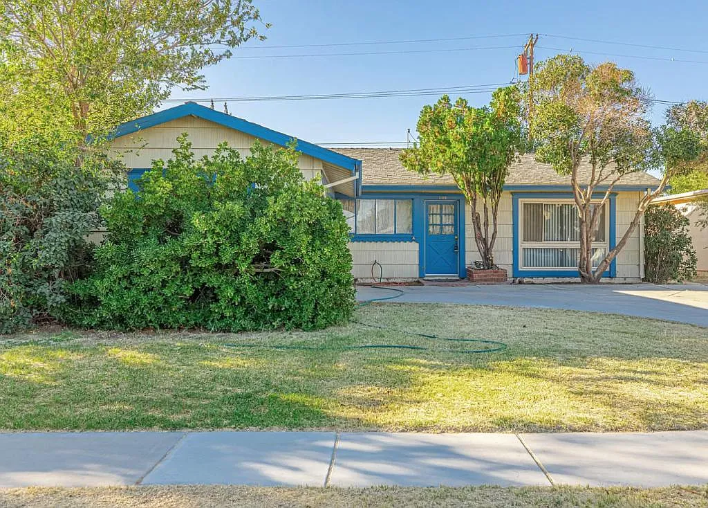 1108 Valiant St — Photo 1