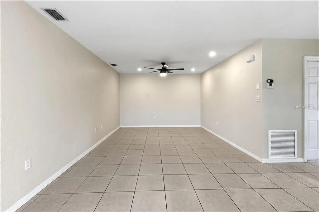 2 bed, 2.0 bath, 985 sqft, $1,500 — Photo 3