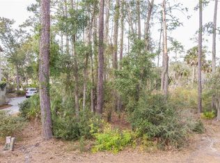 31 Pine Island Rd, Hilton Head Island, SC 29928