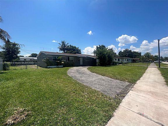 3rd image of 760 NW 179th St