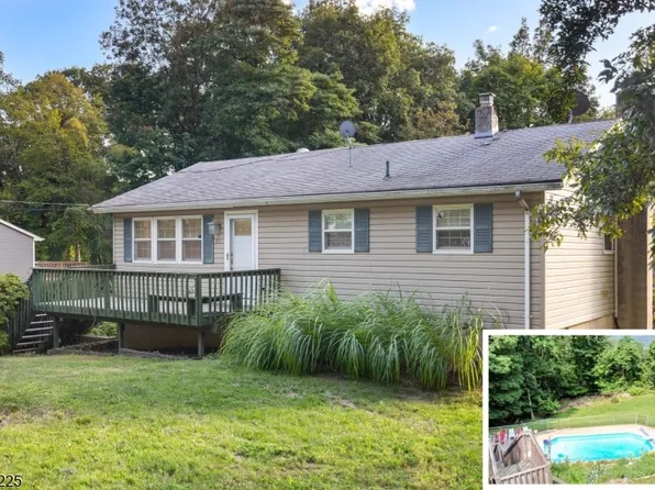 71 Panorama Dr, Vernon Twp., NJ 07461
