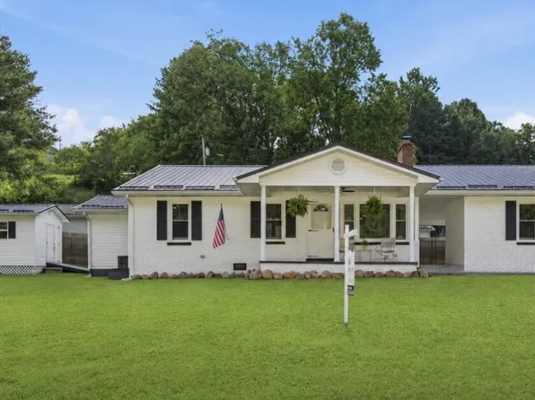 103 Commodore Ave, Elizabethton, TN 37643