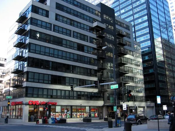 130 S Canal St #5, Chicago, IL 60606