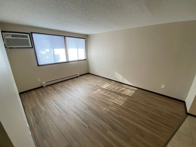 2520 Fairoak — Photo 28