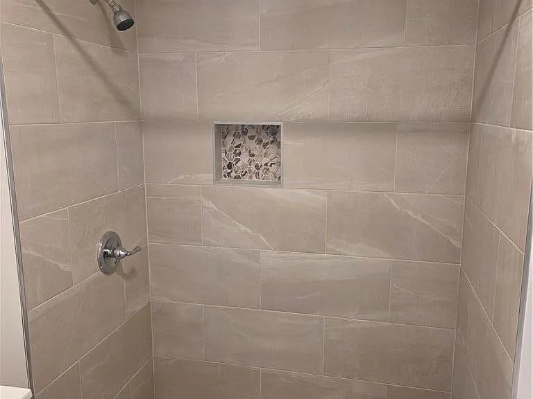 2050 Main St #8 — Photo 9