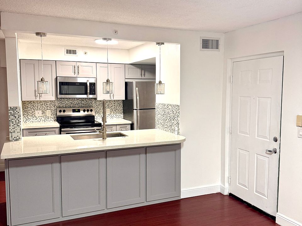 1st image of 12160 Saint Andrews Pl APT 105