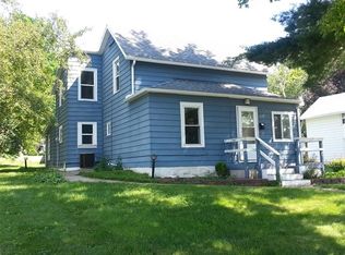 423 Mulberry St, Baraboo, WI 53913