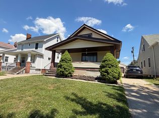 9011 Park Heights Ave, Garfield Heights, OH 44125