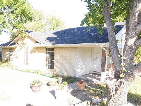 3rd image of 2125 Placid Dr