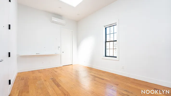 Rented by Nooklyn NYC LLC | media 26