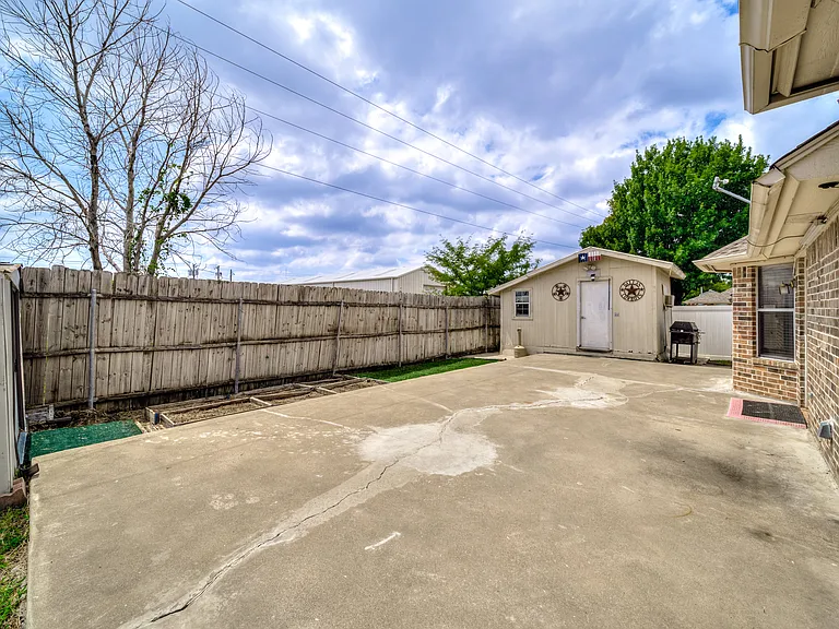 3300 Tommy Hays Dr — Photo 30