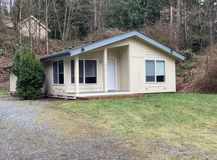 18701 Larch Way, Lynnwood, WA 98037