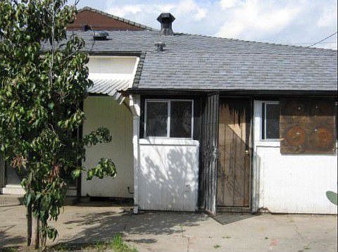 2nd image of 321 1/2 Forrest Ave
