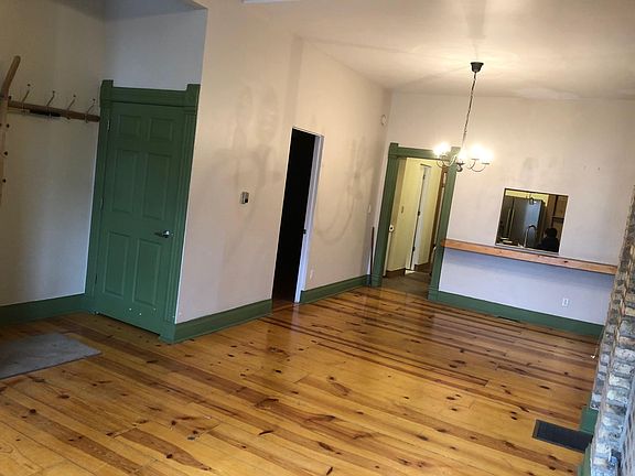 3rd image of 2029 W Race Ave #1
