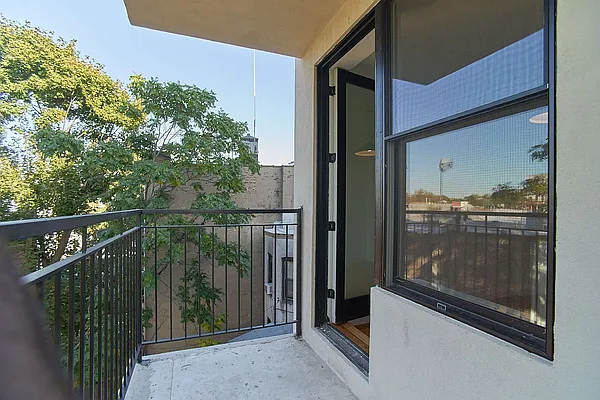 Rented by Keller Williams NYC | media 17