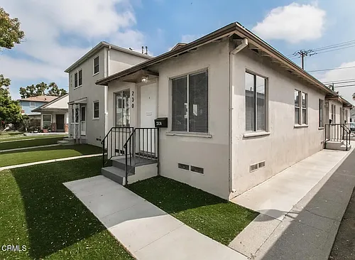 230 N Hollywood Way #C Photo 1