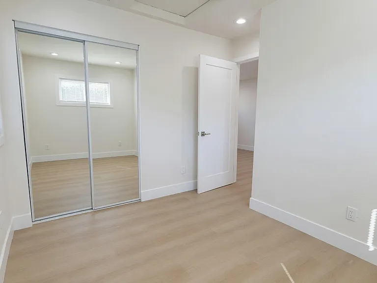 820 Aragon Ave #824 — Photo 11
