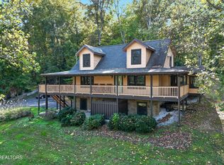 3131 Valley Home Rd, Sevierville, TN 37862