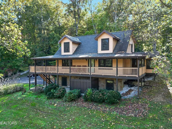 3131 Valley Home Rd, Sevierville, TN 37862