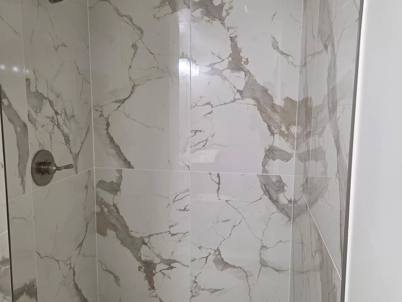 2 bed, 745 sqft, $3,000 — Photo 3