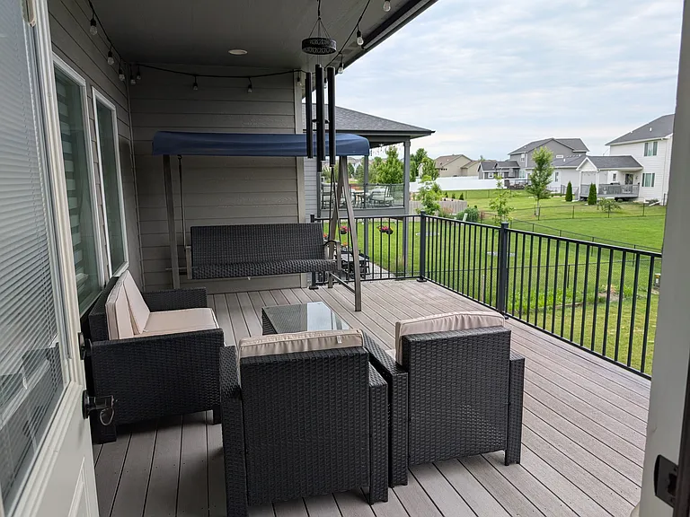 790 NE Elk Run Dr — Photo 24