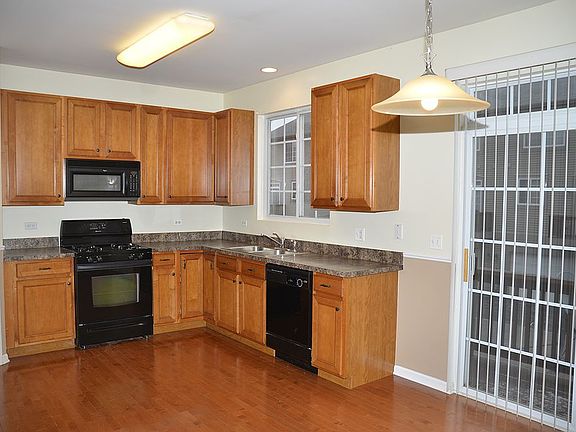 4th image of 129 Station Park Cir