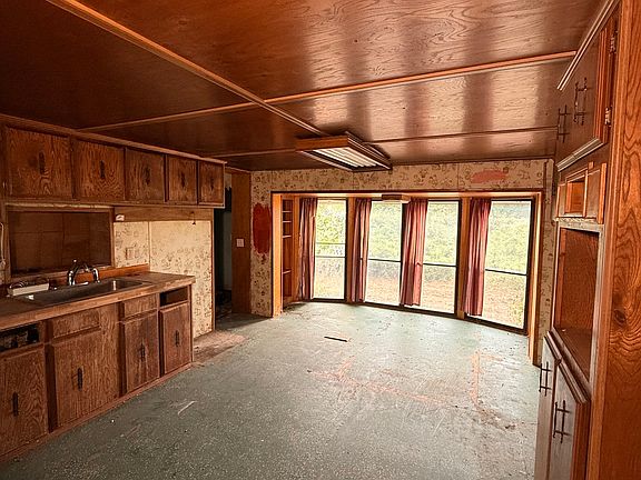 2nd image of 14634 STATE HIGHWAY 7 E