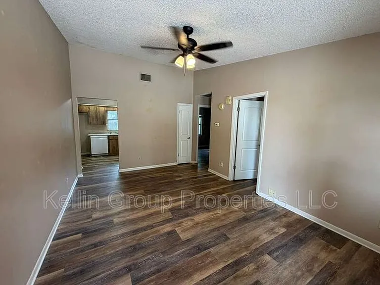 2366 Lake Dr NW — Photo 3