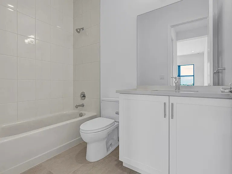 9523 Riverside Park Dr — Photo 14