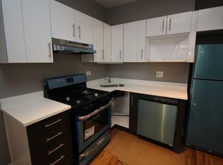627 W Cornelia Ave #2, Chicago, IL 60657