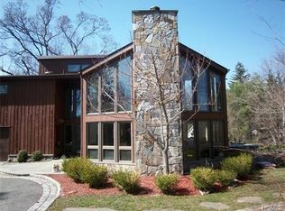 2 Willard Ave, Sleepy Hollow, NY 10591