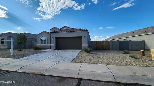 41932 W Manderas Ln Photo 1