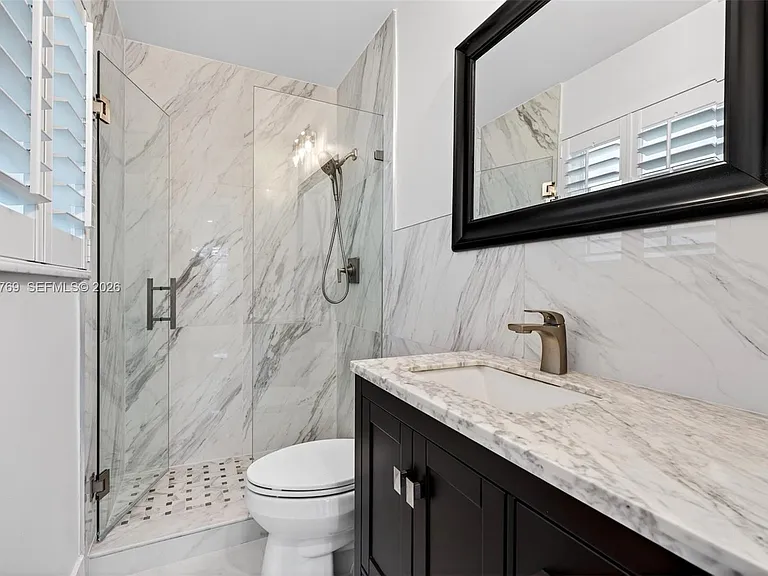 4010 NE 22nd Ave — Photo 24