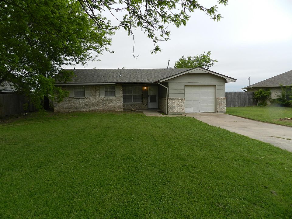 1st image of 4710 SE Sunnymeade Dr