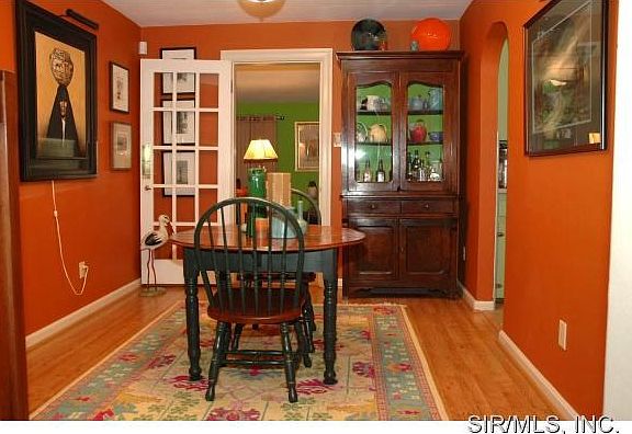 5th image of 324 Brentwood Blvd