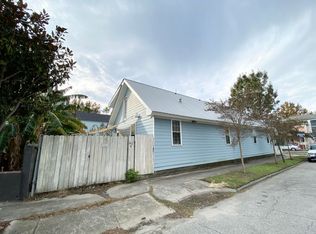 203 Fishburne St APT B, Charleston, SC 29403