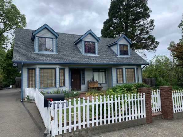 1096 W Standley St #A, Ukiah, CA 95482