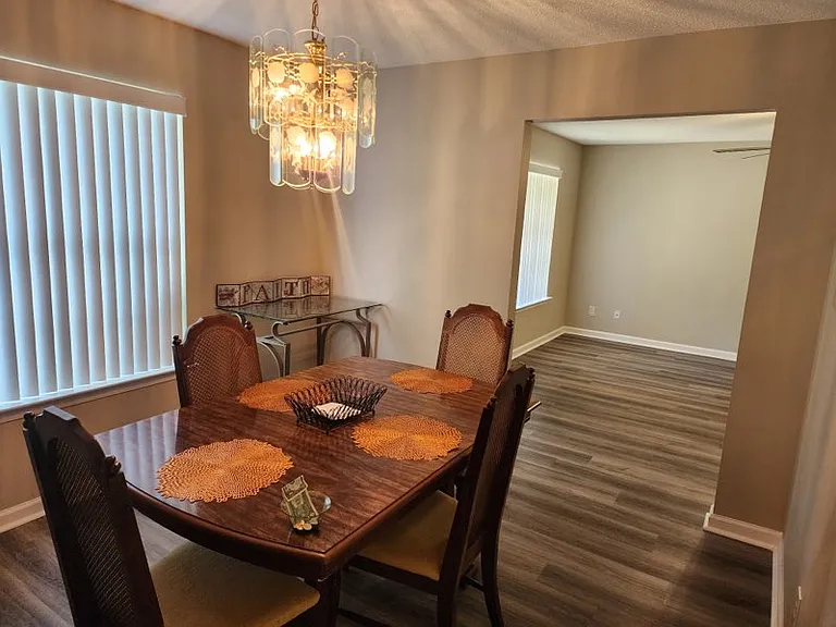 7550 Johnson Rd — Photo 3