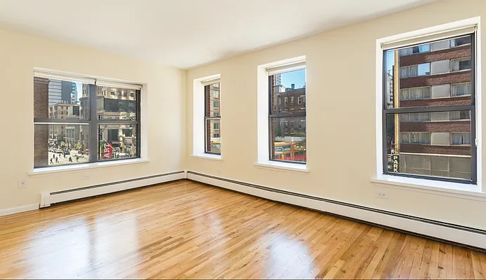 Rented by Compass | media 10