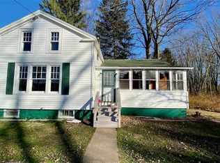 66 Volney St, Phoenix, NY 13135