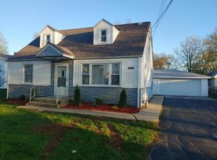 7033 W 84th St, Burbank, IL