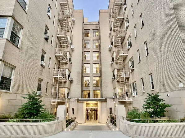 720 Ft Washington Avenue
