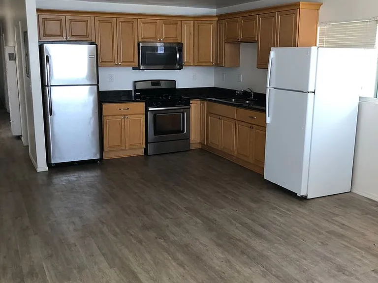 6649 Del Playa Dr — Photo 17