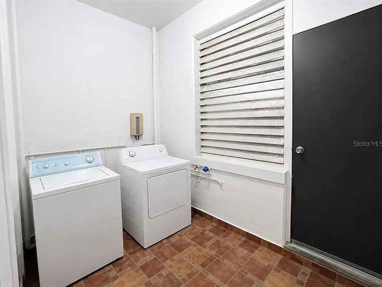 Circulo C Casa En Ramey #213-A — Photo 28