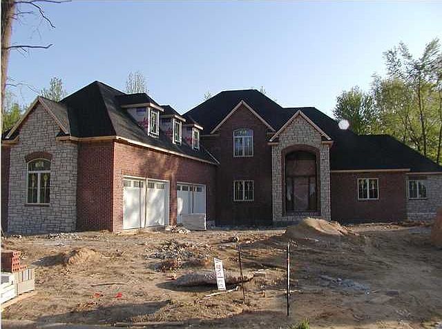 1st image of 6427 Woodland Spring Dr