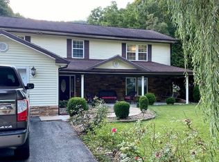 2523 Ky Route 850, DAVID, KY 41616