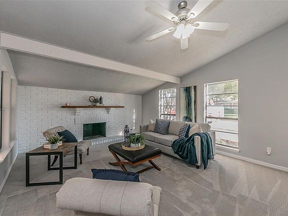5th image of 813 Forest Glen Dr