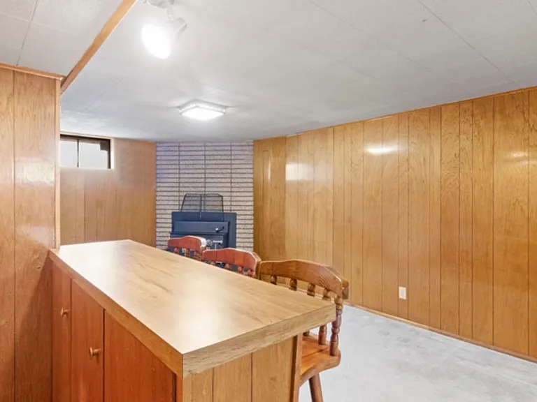 2872 S Imperial St — Photo 8